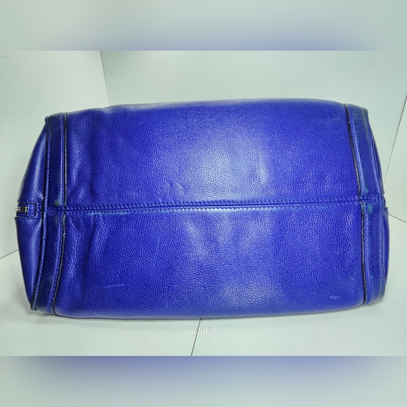 Alexander McQueen Ultramarine Leather Skull Padlock Large Zip Around Tote Bag - Picture 5 of 16